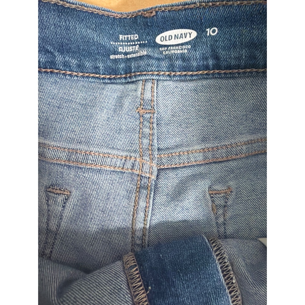 Old Navy Womens Fitted Stretch Denim Shorts Medium Wash Rolled Cuff Size 10 - Picture 4 of 6